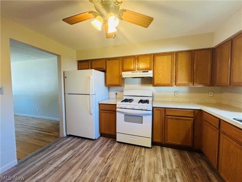 3370 W Bailey Road Cuyahoga Falls OH 44221