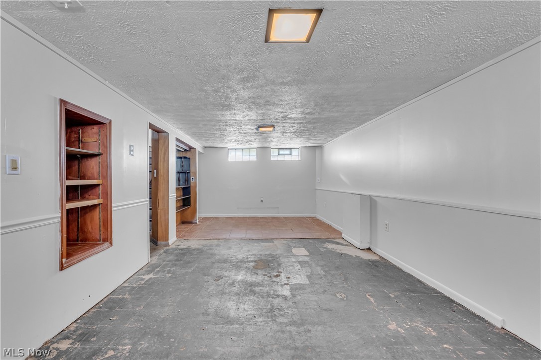13702 Wainstead Avenue Cleveland OH 44111