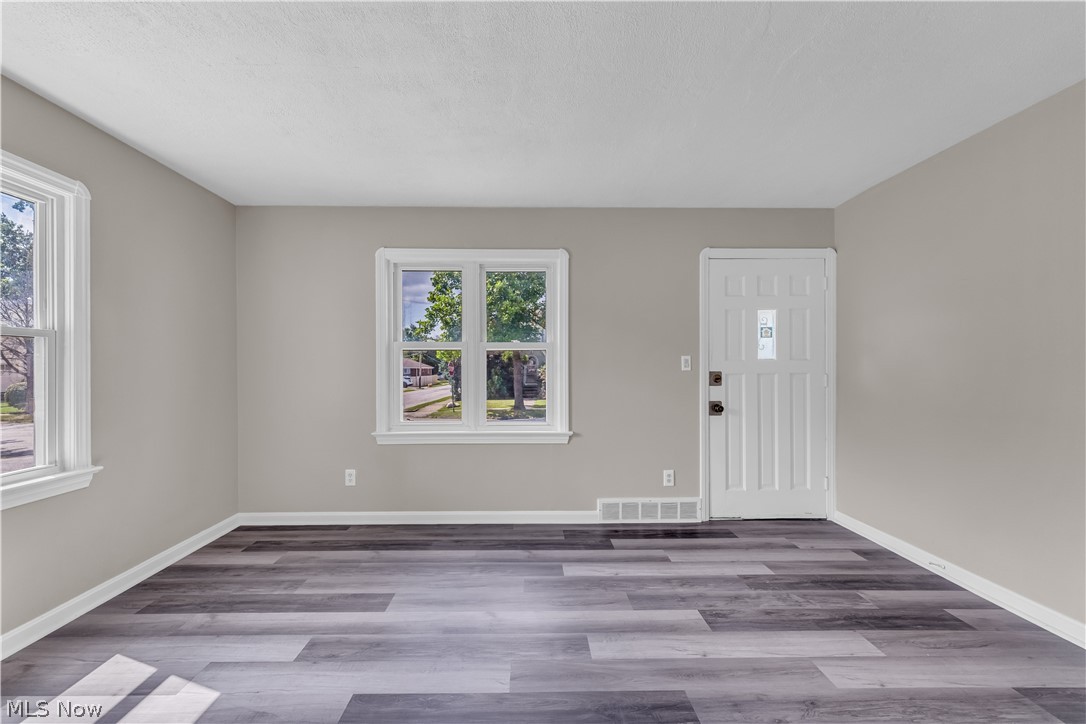 13702 Wainstead Avenue Cleveland OH 44111