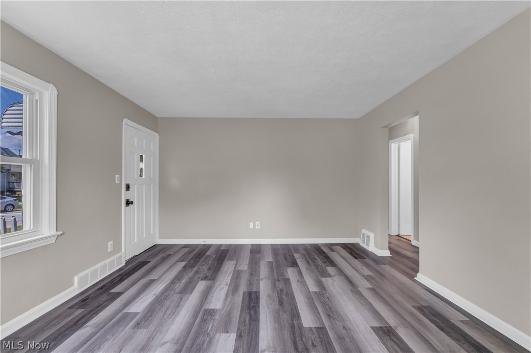 13702 Wainstead Avenue Cleveland OH 44111