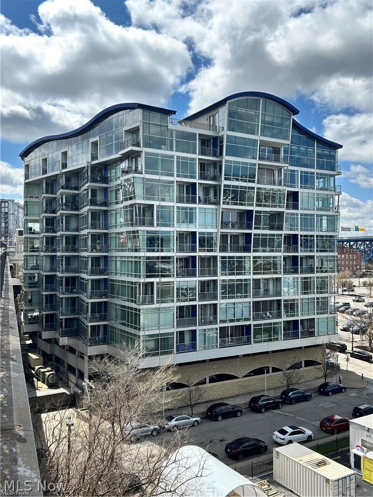 1237 Washington Avenue Cleveland OH 44113
