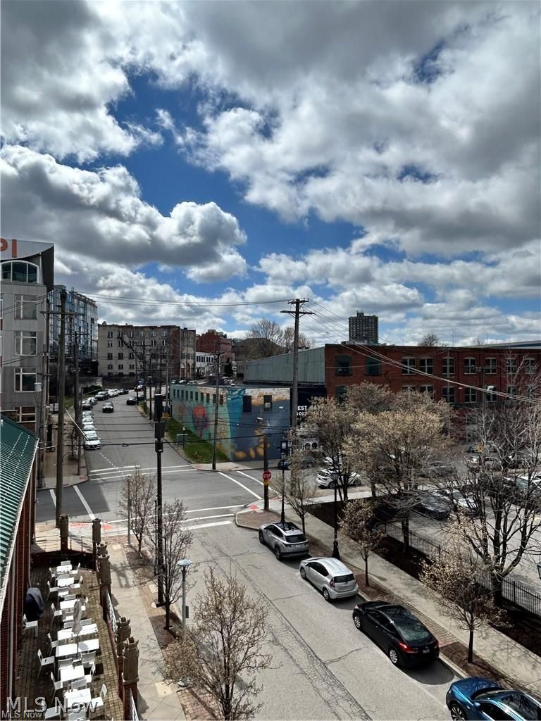 1237 Washington Avenue Cleveland OH 44113