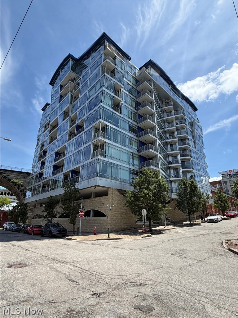 1237 Washington Avenue Cleveland OH 44113