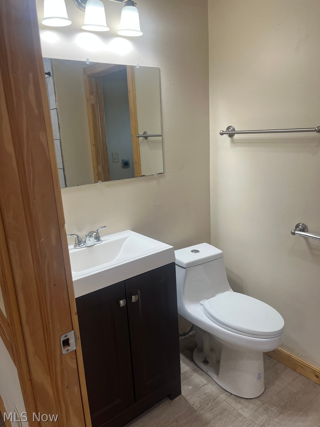 5519 Pearl Road Parma OH 44129