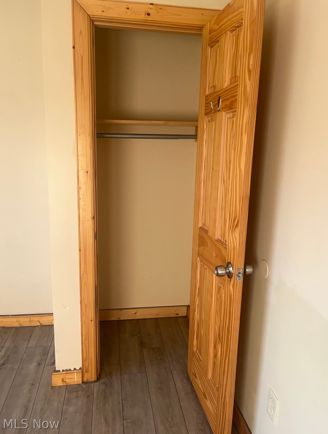5519 Pearl Road Parma OH 44129