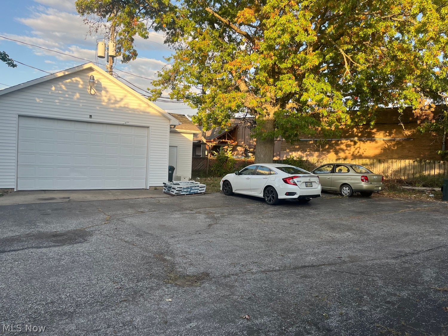5519 Pearl Road Parma OH 44129