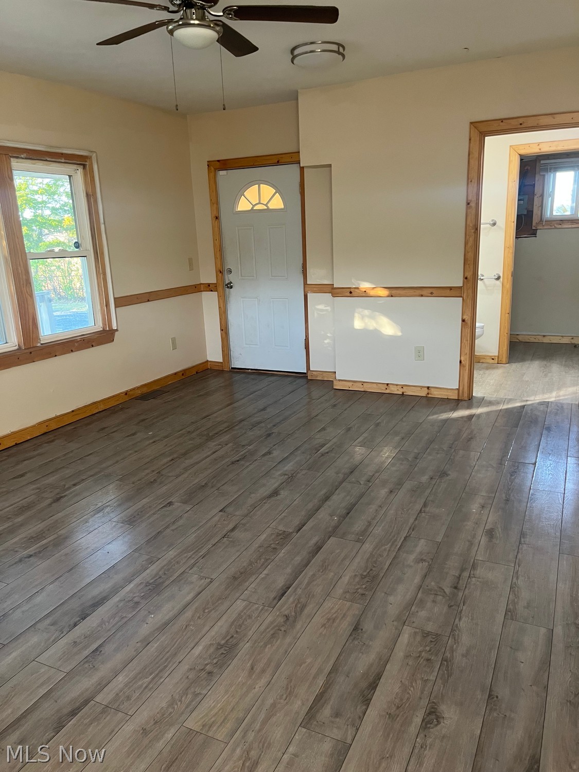 5519 Pearl Road Parma OH 44129