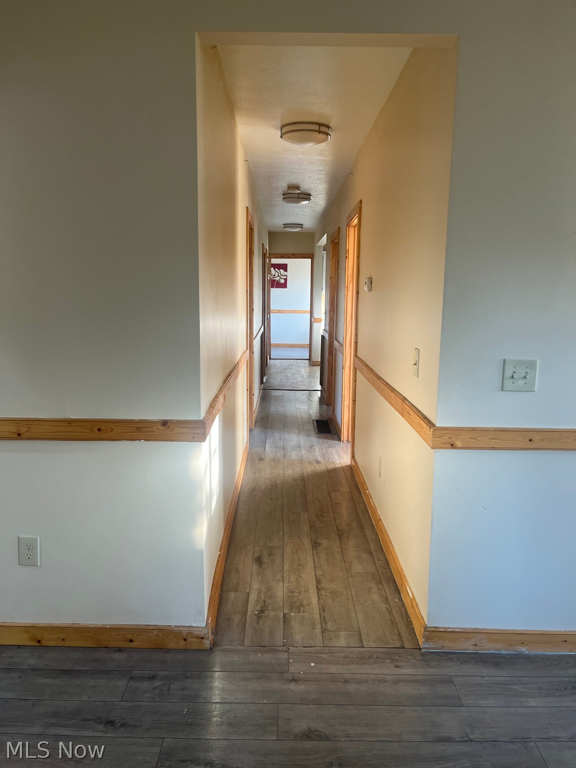 5519 Pearl Road Parma OH 44129