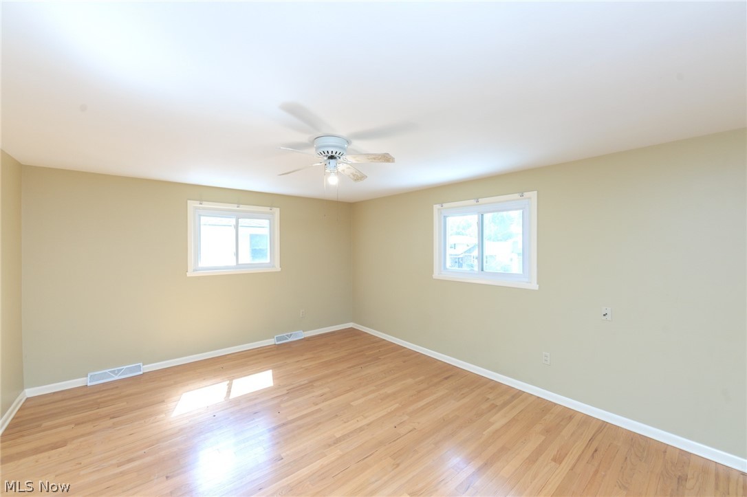 23721 Greenlawn Avenue Beachwood OH 44122