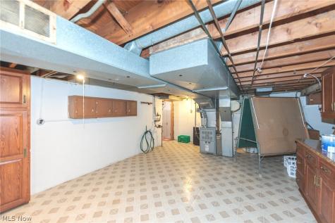 23721 Greenlawn Avenue Beachwood OH 44122