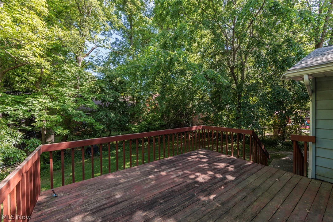 23721 Greenlawn Avenue Beachwood OH 44122