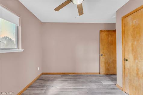 14152 Berwyn Avenue Cleveland OH 44111
