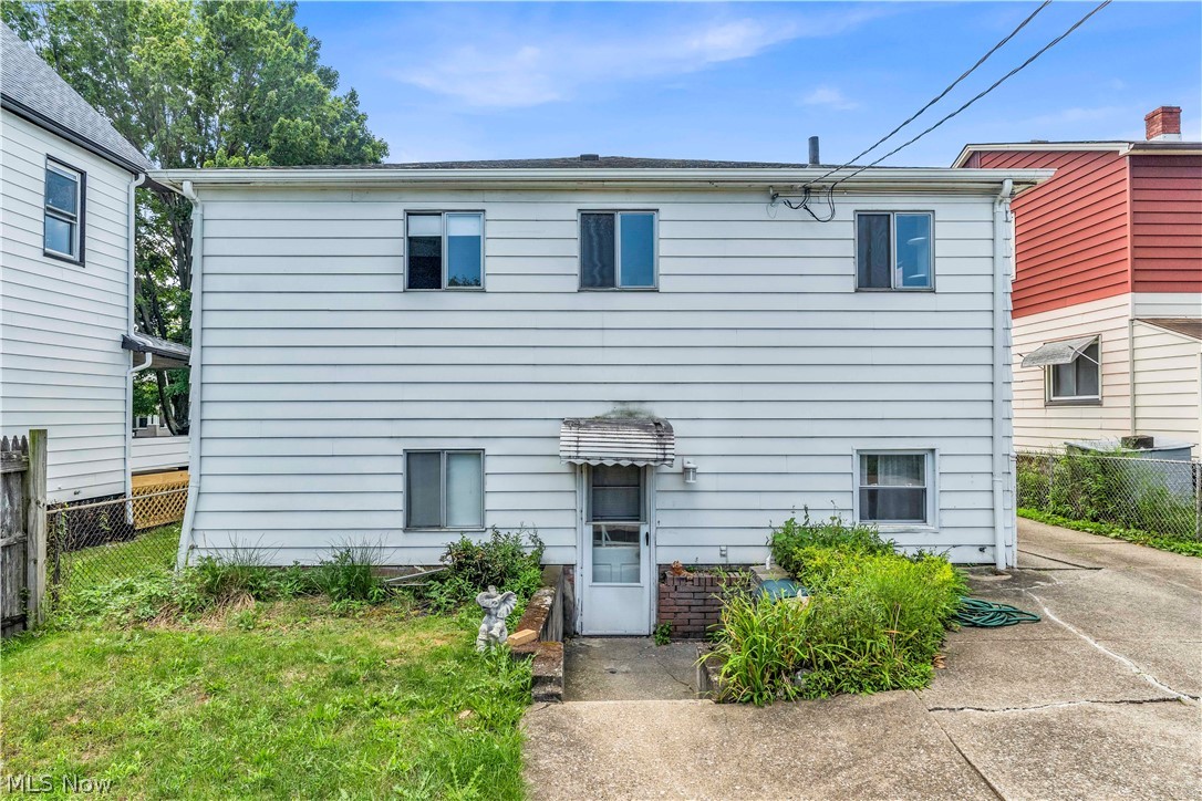 14152 Berwyn Avenue Cleveland OH 44111