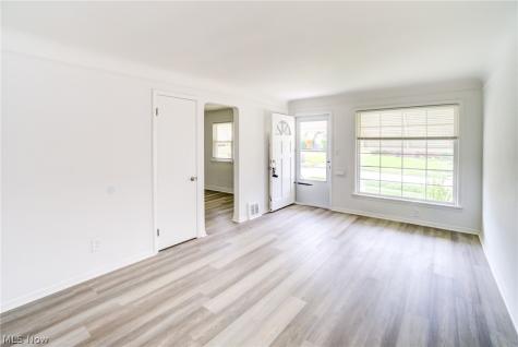4407 Woodway Avenue Parma OH 44134