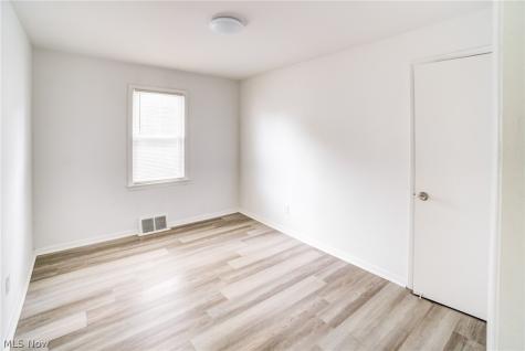 4407 Woodway Avenue Parma OH 44134