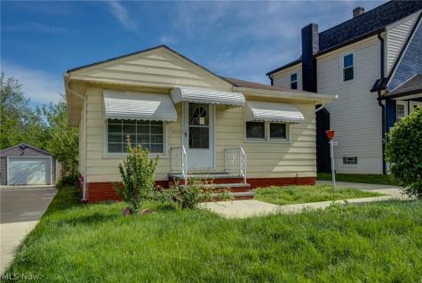 4407 Woodway Avenue Parma OH 44134