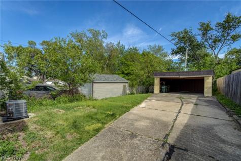 4407 Woodway Avenue Parma OH 44134
