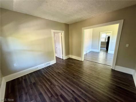866 Beardsley Street Akron OH 44311