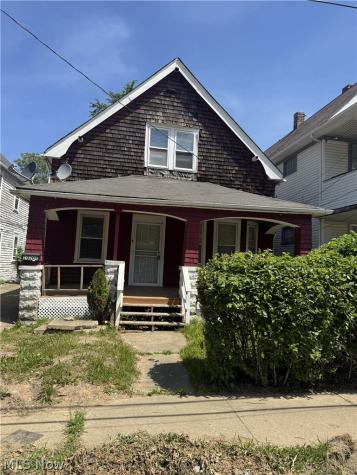 10209 Elwell Avenue Cleveland OH 44104