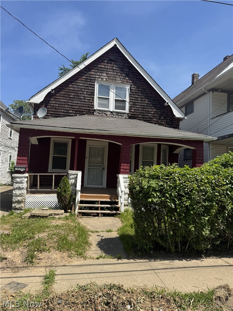 10209 Elwell Avenue Cleveland OH 44104