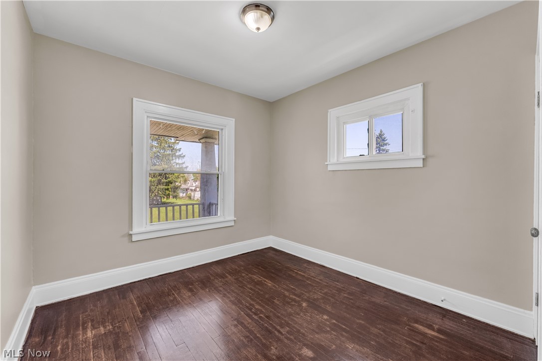 9404 Cardwell Avenue Cleveland OH 44105