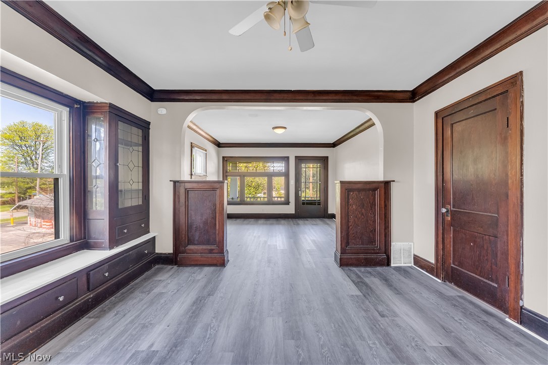 9404 Cardwell Avenue Cleveland OH 44105