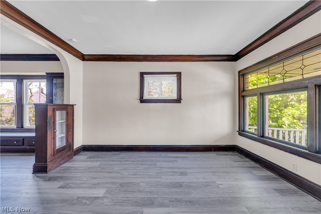 9404 Cardwell Avenue Cleveland OH 44105