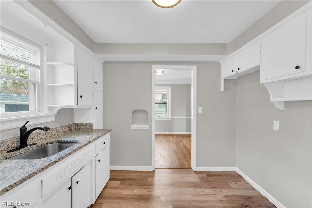 16705 Glendale Avenue Cleveland OH 44128
