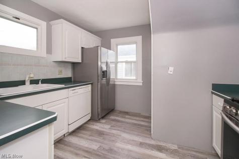 4520 Kenmore Avenue Parma OH 44134