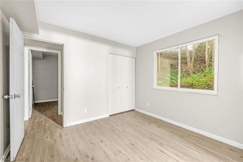 167 N Seiberling Street Akron OH 44305