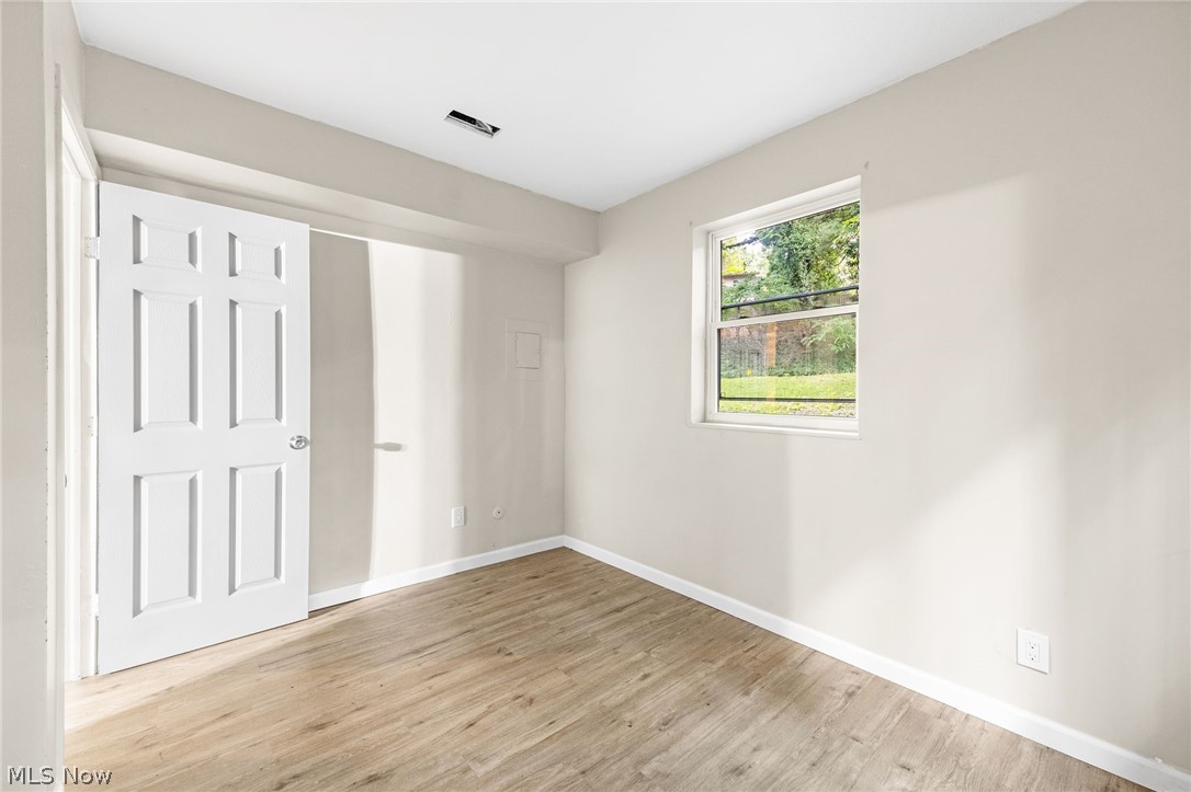 167 N Seiberling Street Akron OH 44305