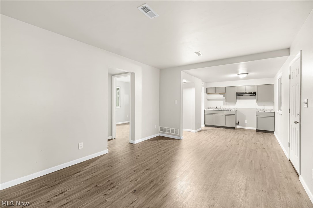 167 N Seiberling Street Akron OH 44305