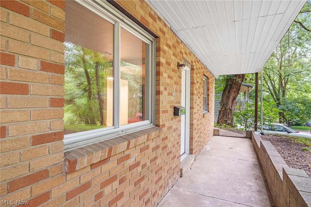 167 N Seiberling Street Akron OH 44305