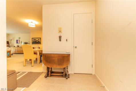 2112 Acacia Park Drive Lyndhurst OH 44124