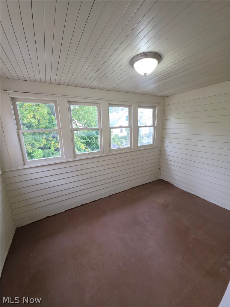 12413 Saywell Avenue Cleveland OH 44108