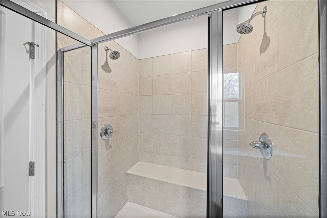 1424 Chateau Place Avon OH 44011