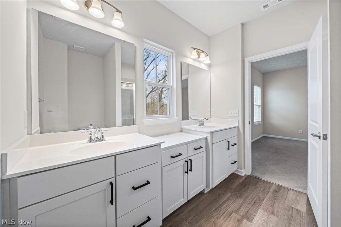 1424 Chateau Place Avon OH 44011