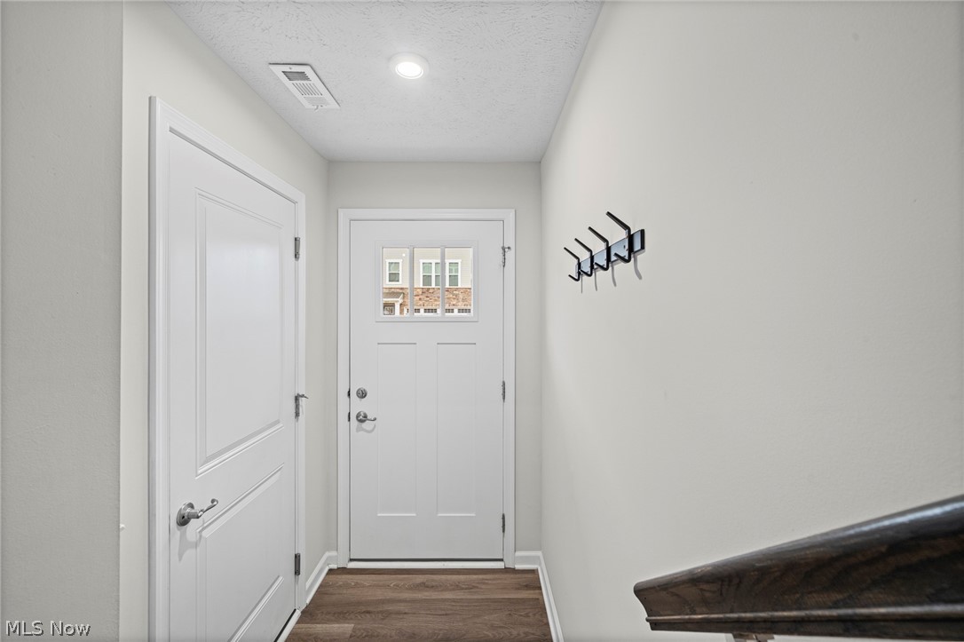 1424 Chateau Place Avon OH 44011