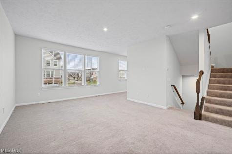 1424 Chateau Place Avon OH 44011
