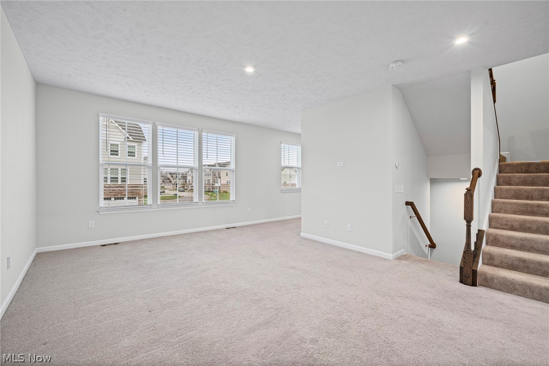1424 Chateau Place Avon OH 44011