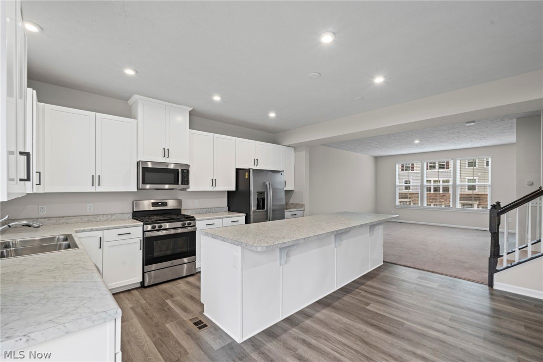 1424 Chateau Place Avon OH 44011