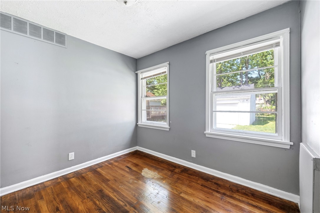 988 Glenside Road South Euclid OH 44121