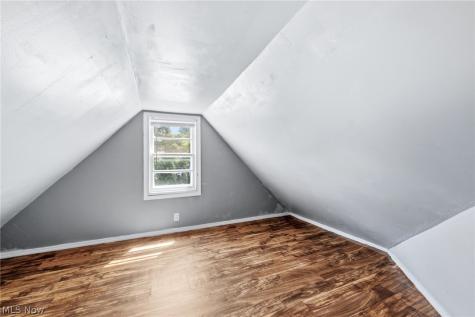 988 Glenside Road South Euclid OH 44121