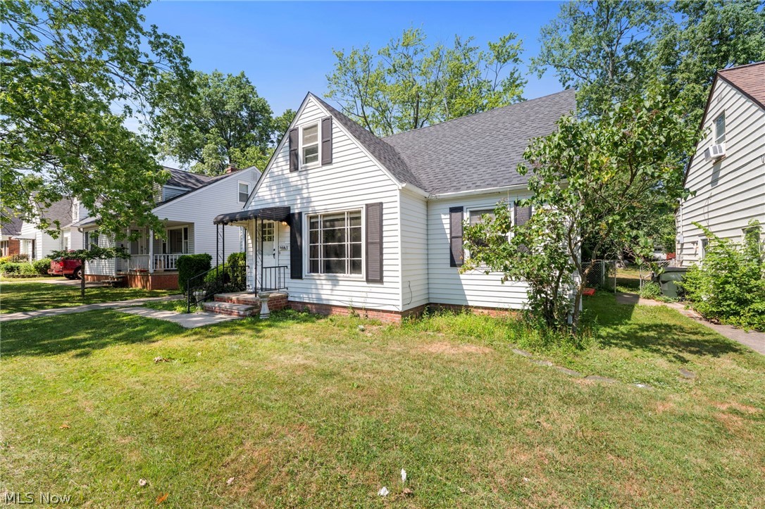 988 Glenside Road South Euclid OH 44121