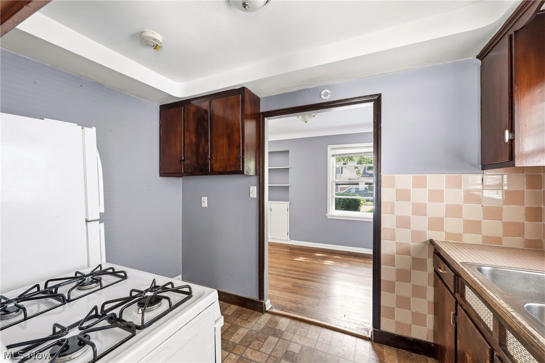 988 Glenside Road South Euclid OH 44121