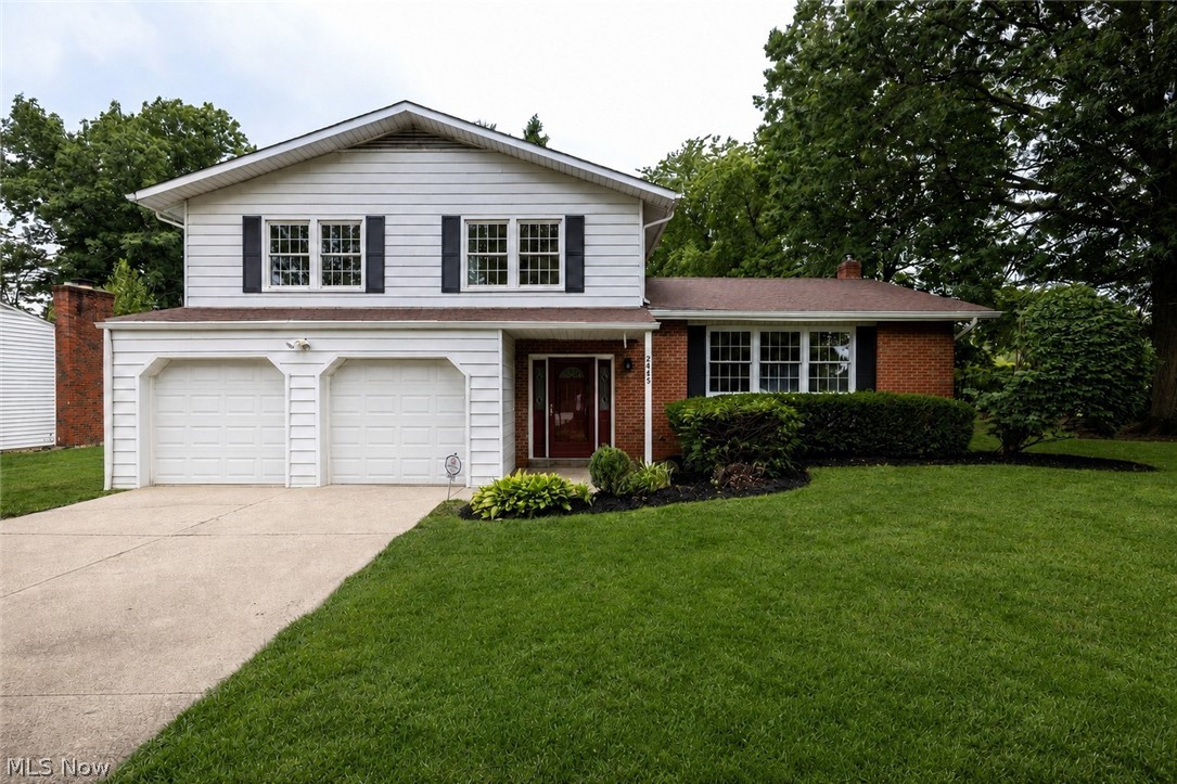 2445 Olentangy Drive Akron OH 44333