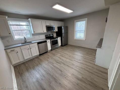 4200 Whitman Avenue Cleveland OH 44113
