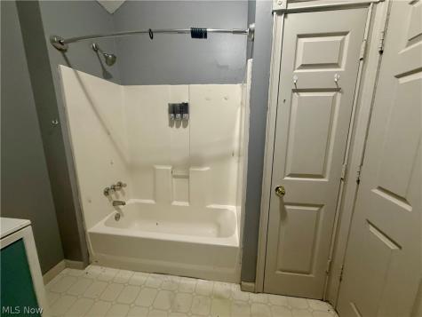 6988 Columbia Road Olmsted Twp OH 44138