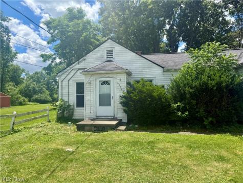 6988 Columbia Road Olmsted Twp OH 44138