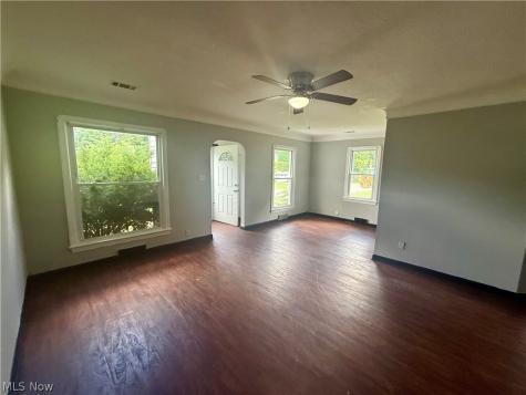 6988 Columbia Road Olmsted Twp OH 44138